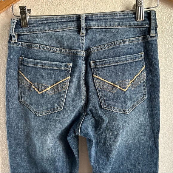 Idyllwind | Flare Jeans with Seam Detail on Front Leg - Picture 9 of 12